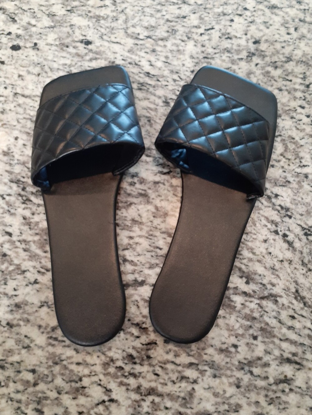 Black Quilted Faux Leather Square Toe Flat Slides Sandals 10 NWOT